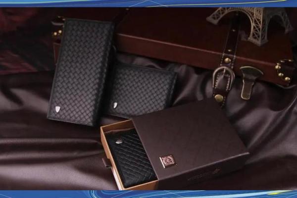 生活中钱包用什么颜色好风水